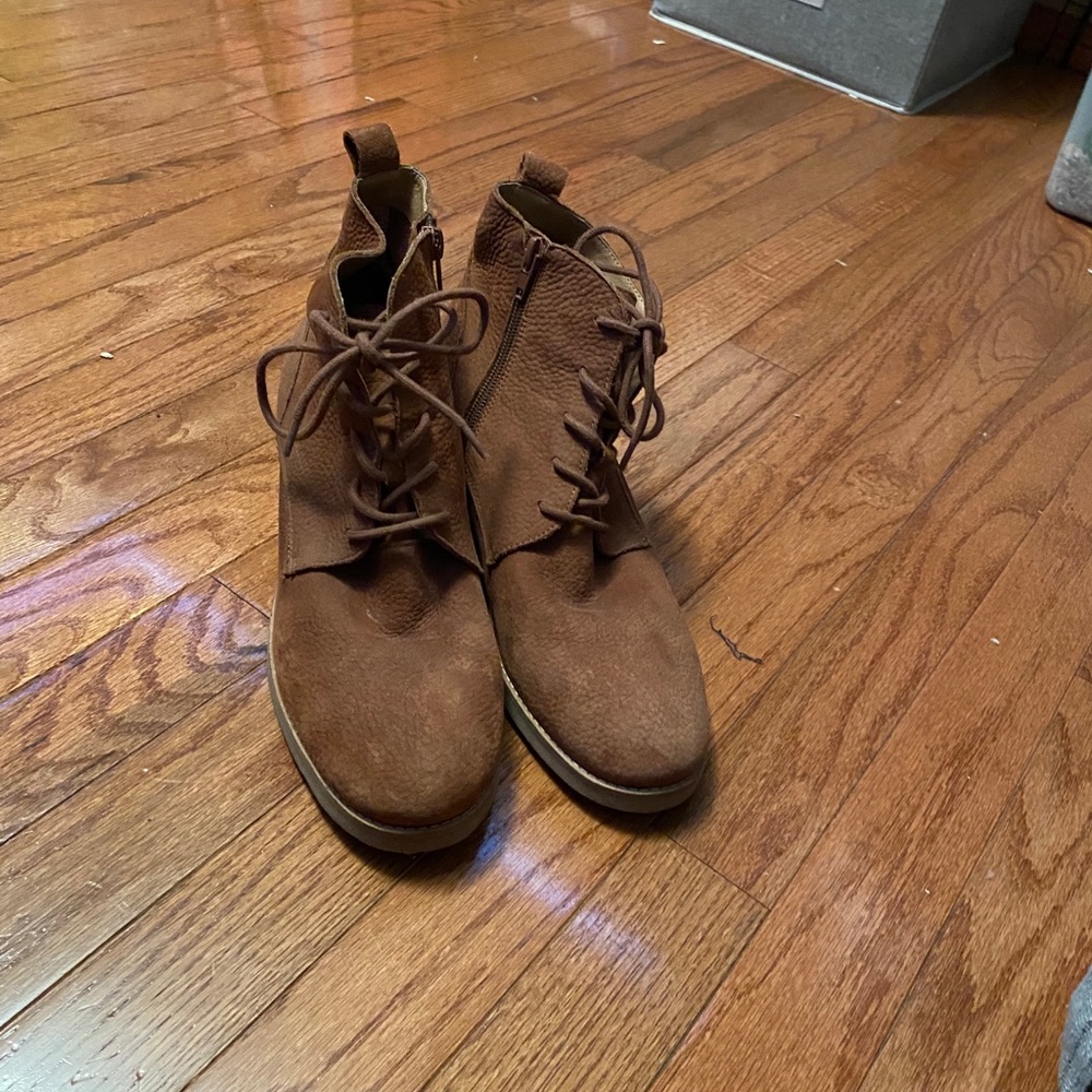 Lucky brand booties size 10